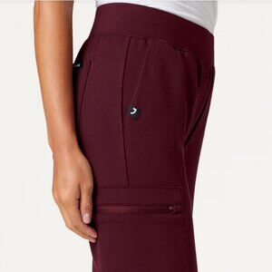 Jaanuu Rubi Slim Scrub Jogger Pants in Burgundy